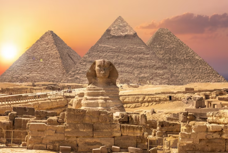 Image by superstarphoto on freepik | Ancient pyramids stand as a testament to over 2,000 years of architectural legacy.